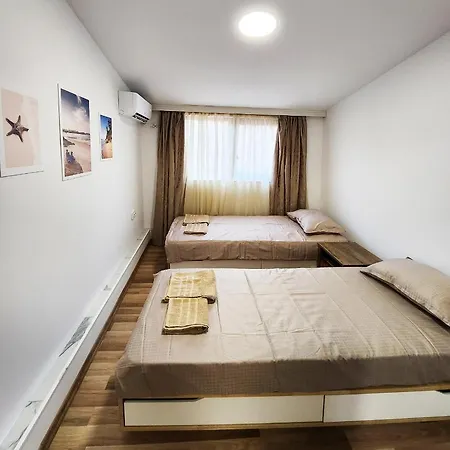 Apartment Varna شقة *